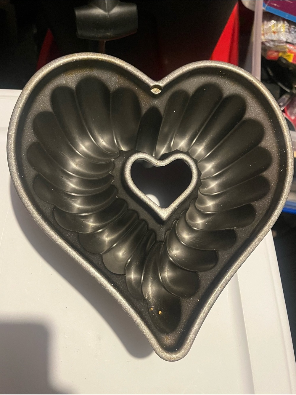 Nordic Ware Nonstick Heart Bundt Cake Pan